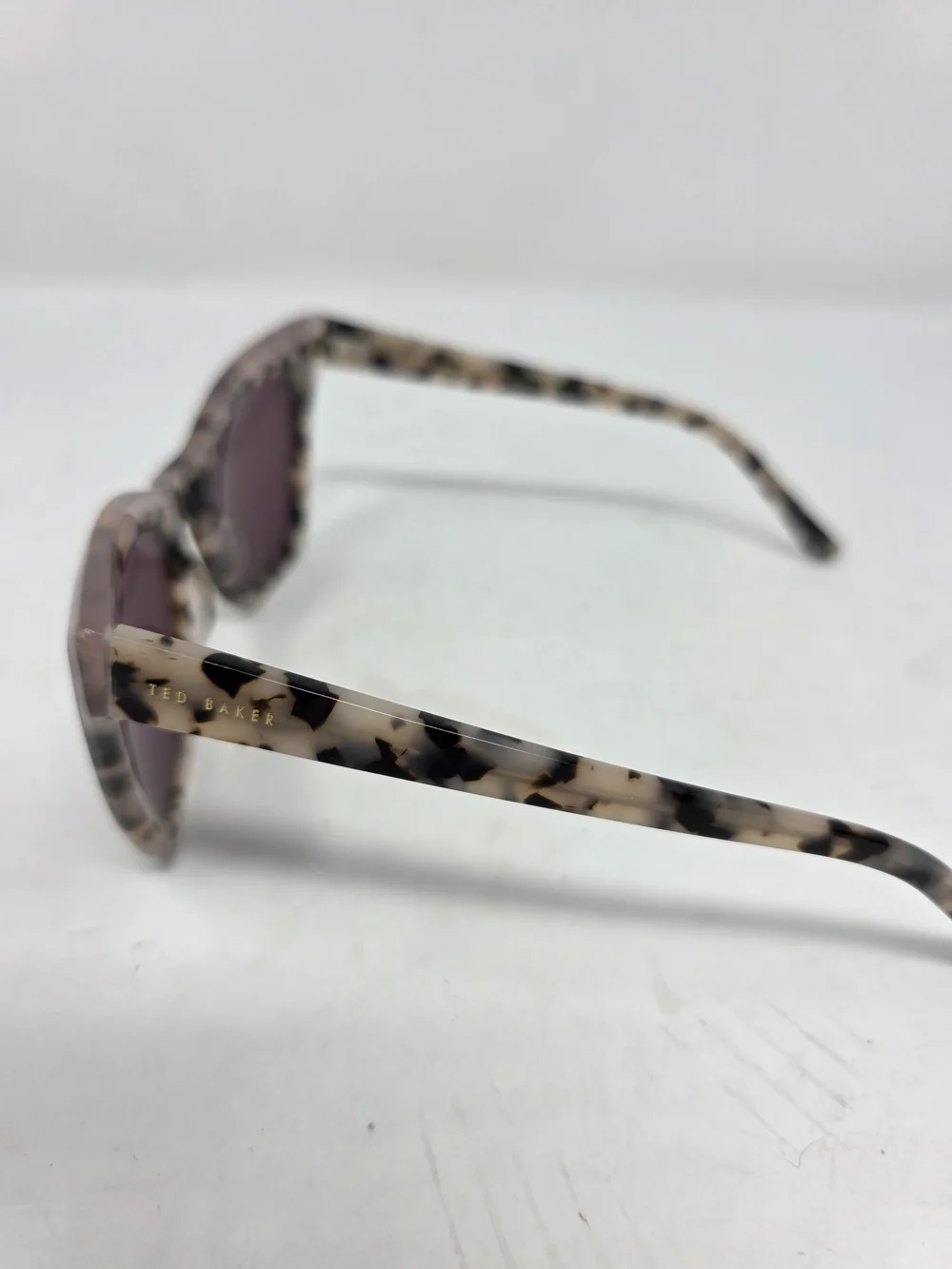 ​Ted Baker London Women's Pink Tortoise Shell Cat Eye Sunglasses